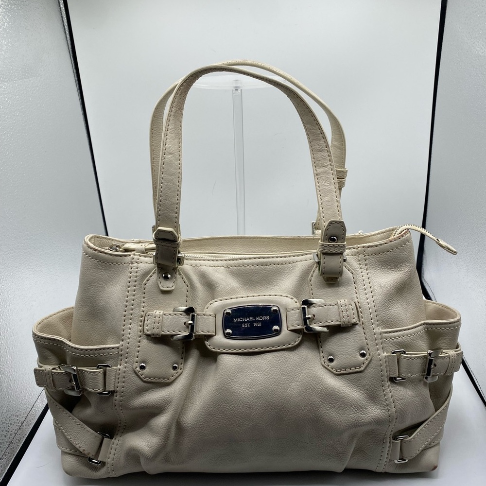 569 Michael Kors cream satchel w silver hardware Preowned